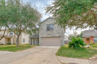 21102 Scenic Bluff Ln in Humble, TX - Building Photo - Building Photo