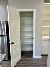 9811 Leath St in Houston, TX - Building Photo - Building Photo