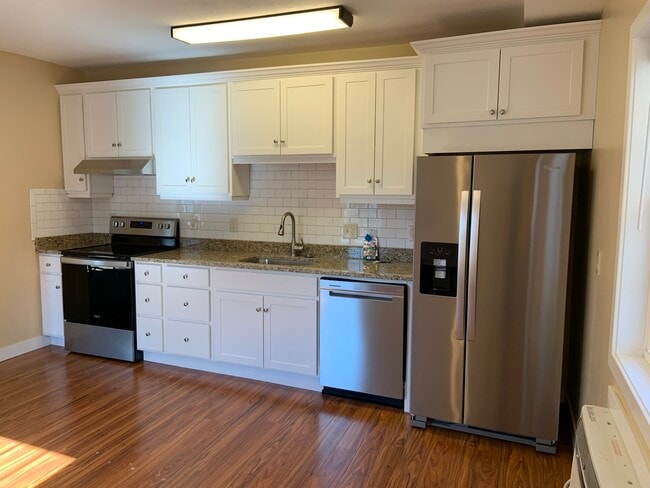 110 Ashburnham St, Unit #4