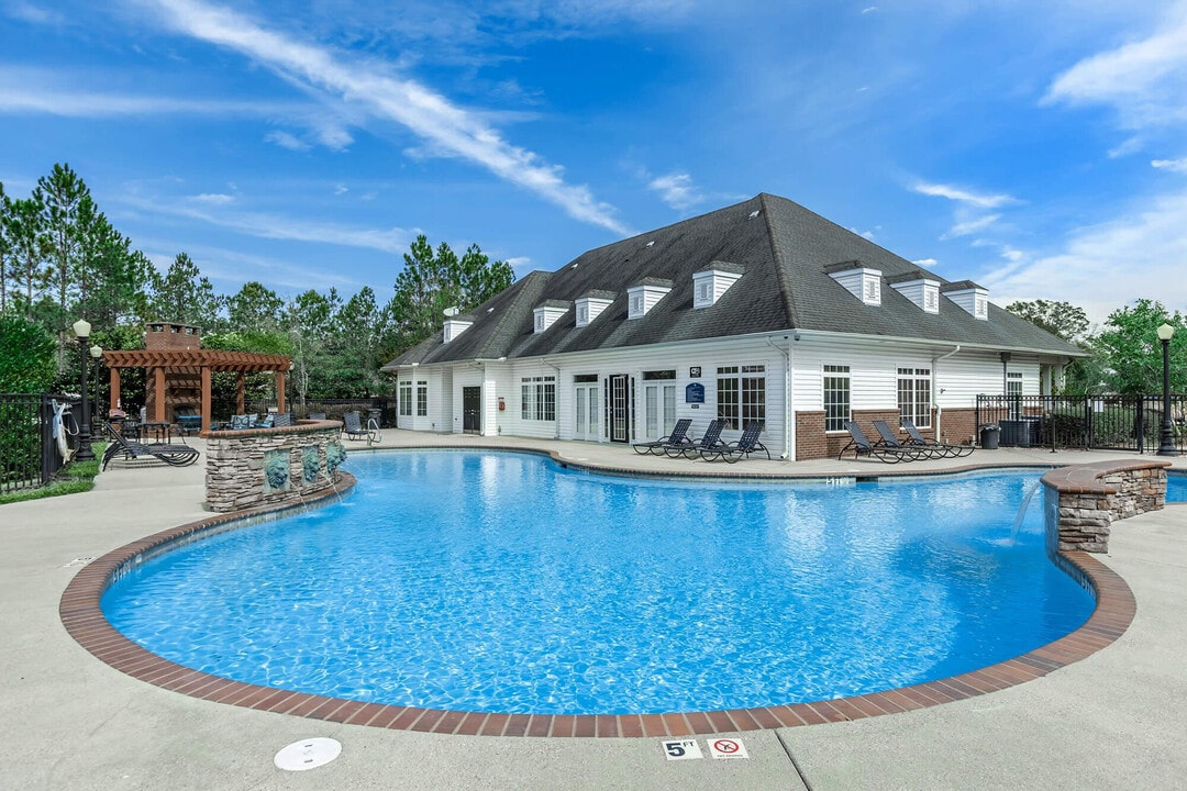 Reserve at Long Point in Hattiesburg, MS - Foto de edificio