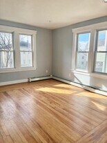 51 Catharine St, Unit 2 in Worcester, MA - Building Photo