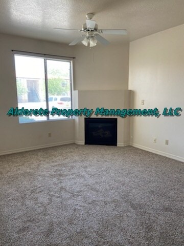 4257 Sabana Loop SE in Rio Rancho, NM - Foto de edificio - Building Photo