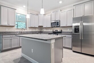 1650 Roseville St in Lutz, FL - Building Photo - Building Photo