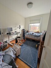 256 Aspinwall Ave in Brookline, MA - Building Photo - Building Photo