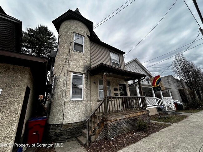 26 S Church St in Carbondale, PA - Building Photo - Building Photo