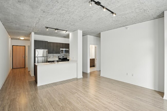 property at 1369 S Wabash Ave