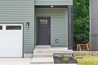 941 Cumberland Dr in Clarksville, TN - Building Photo - Building Photo