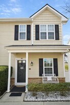 161 Buchanan Ln in Clayton, NC - Building Photo