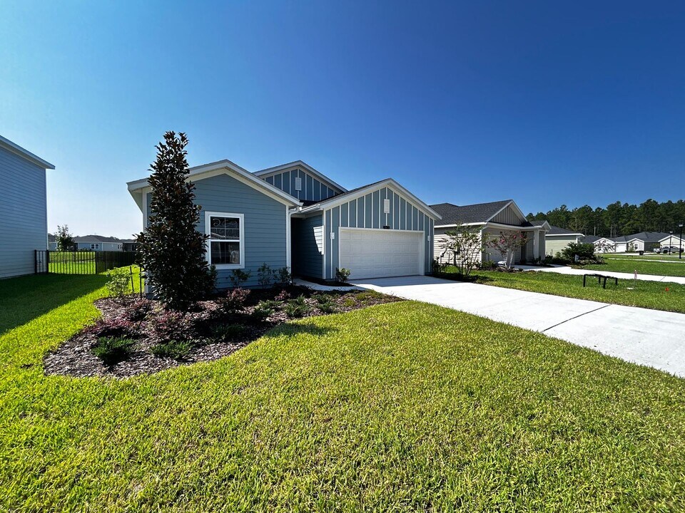 1671 Lachlan Cir in Jacksonville, FL - Building Photo
