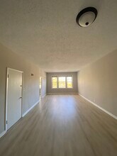 4530 N Lincoln Ave in Chicago, IL - Foto de edificio - Building Photo