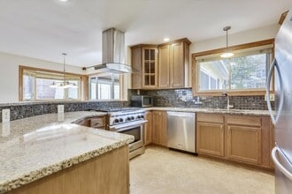 6403 Tone Dr in Bethesda, MD - Building Photo - Building Photo