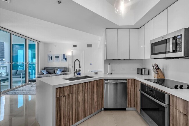 property at 480 NE 30th St