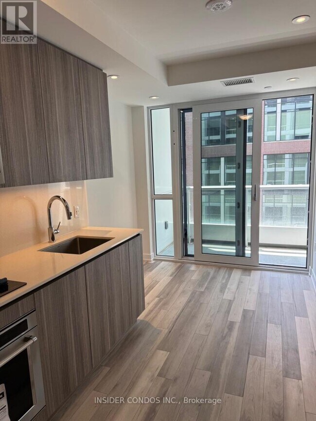 15 Richardson St in Toronto, ON - Building Photo - Building Photo