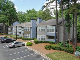 Indian Trail Apartments in Norcross, GA - Building Photo