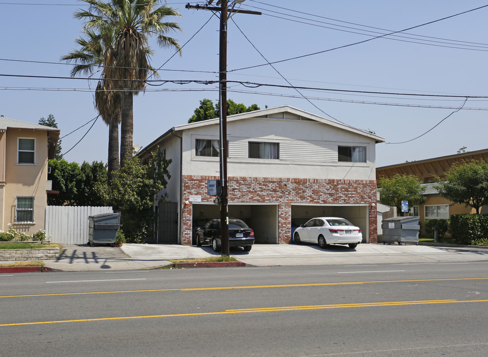 12149 Burbank Blvd in North Hollywood, CA - Building Photo