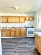 32117 Genessee St, Unit 32117 Genesse St in Westland, MI - Building Photo - Building Photo