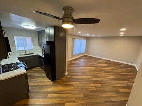 5333 Russell Ave in Los Angeles, CA - Building Photo - Building Photo