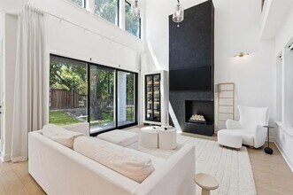 3404 Evening Petal Ln in Dallas, TX - Building Photo - Building Photo