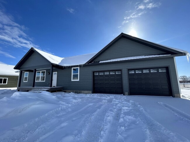 property at 914 River Bend St