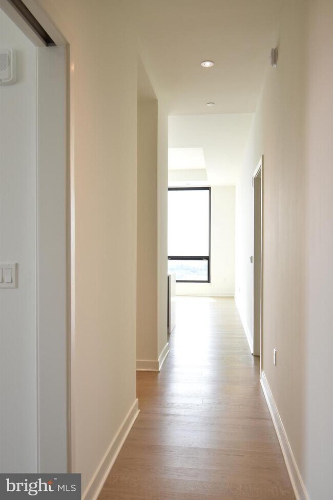 1650 Silver Hill Dr-Unit -2002 in Tysons, VA - Building Photo - Building Photo