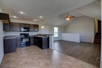 3784 N Spring Branch Ave in Springfield, MO - Building Photo - Building Photo