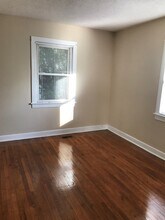 300 Chamberlain St, Unit C in Raleigh, NC - Building Photo - Building Photo