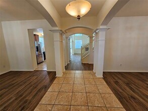 933 Wilderness Pass in Cedar Hill, TX - Building Photo - Building Photo