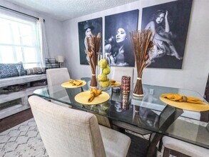 945 Chevy Chase St NW in Port Charlotte, FL - Building Photo - Building Photo