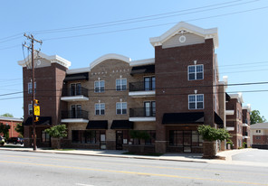 Lofts on Lee - UNCG Apartments