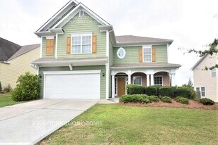 7376 Blue Jay Way in Union City, GA - Building Photo