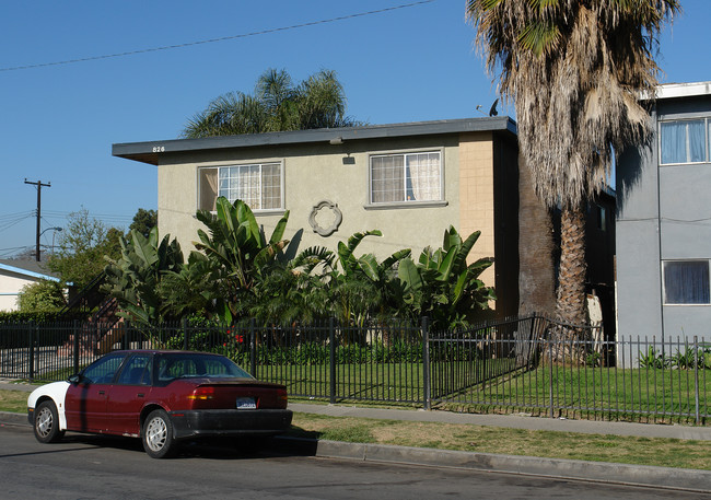 826 S Townsend St in Santa Ana, CA - Building Photo - Building Photo