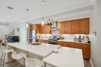 94 Leonard St in Jersey City, NJ - Building Photo - Building Photo