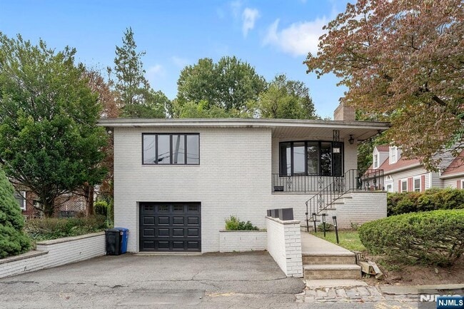 property at 15 Barnes Dr