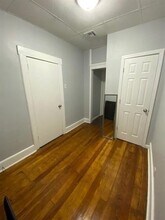 72 W 13th St in Bayonne, NJ - Building Photo - Building Photo