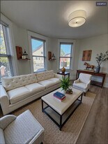 885 E Broadway in Boston, MA - Building Photo