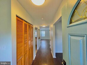 7 N Hill Dr in Mount Holly, NJ - Building Photo - Building Photo