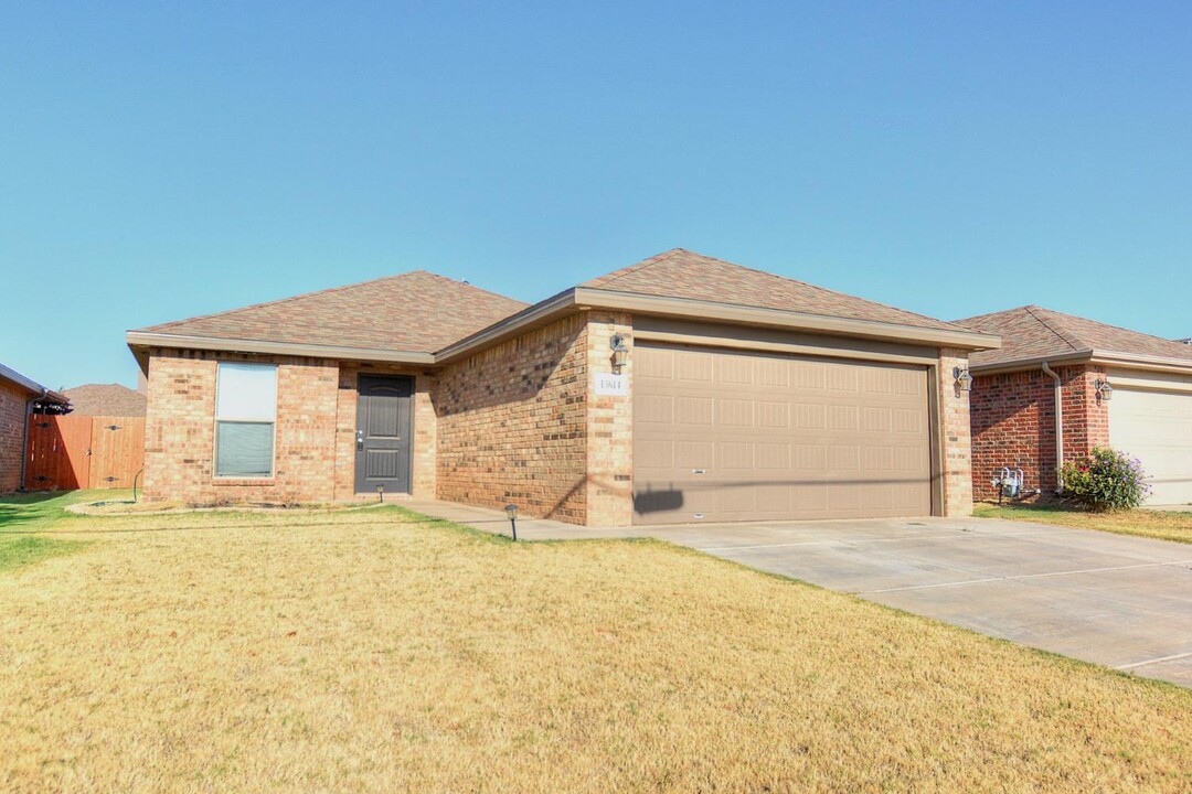 13614 Avenue U in Lubbock, TX - Building Photo