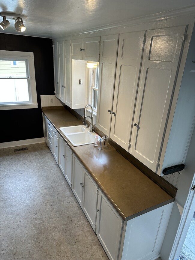 2128 McDougall Ave in Everett, WA - Building Photo - Building Photo