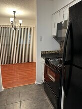 5653 Encino Cv in Memphis, TN - Foto de edificio - Building Photo