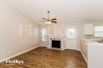 8630 Bayhill Dr in Gainesville, GA - Building Photo - Building Photo