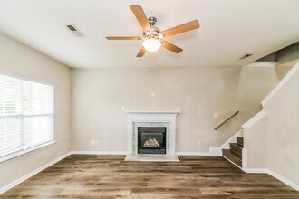 629 Cotton Brook Dr in Fuquay Varina, NC - Building Photo - Building Photo