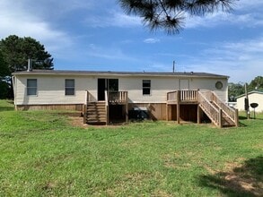 12453 Maple St in Moundville, AL - Building Photo - Building Photo