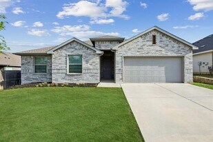 1401 Black Oak Dr in Denton, TX - Building Photo