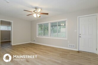 10806 Bristol Terrace in Kansas City, MO - Building Photo - Building Photo