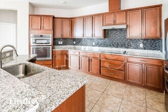 12211 Moss Lake Loop in New Port Richey, FL - Building Photo - Building Photo
