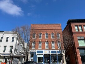 713 Main St, Unit 4 in Windham, CT - Building Photo