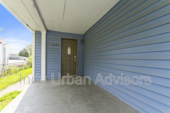 1024 Winfield Ave in Indianapolis, IN - Building Photo - Building Photo