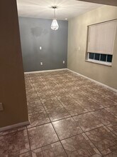 1015 W Sumner St in Kissimmee, FL - Foto de edificio - Building Photo