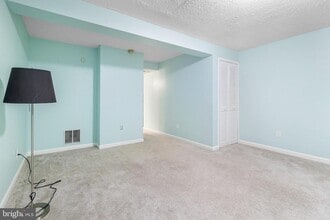 8345 Windfall Rd in Springfield, VA - Building Photo - Building Photo