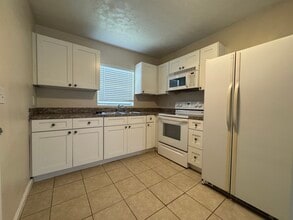 405 Upper 8th Avenue South in Jacksonville Beach, FL - Building Photo - Building Photo